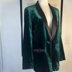Cartonnier Emerald Velvet Blazer with Black Accents